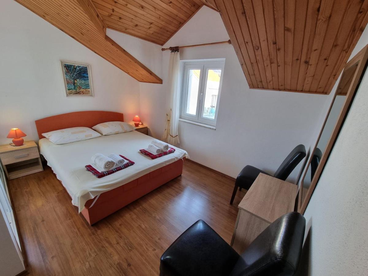 Apartments Banic Postira Zewnętrze zdjęcie