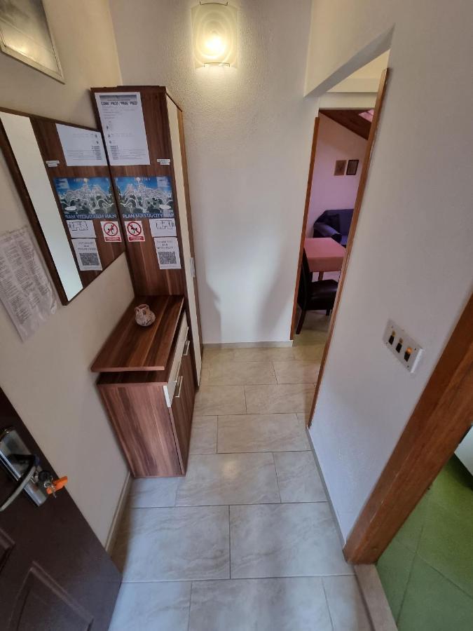 Apartments Banic Postira Zewnętrze zdjęcie