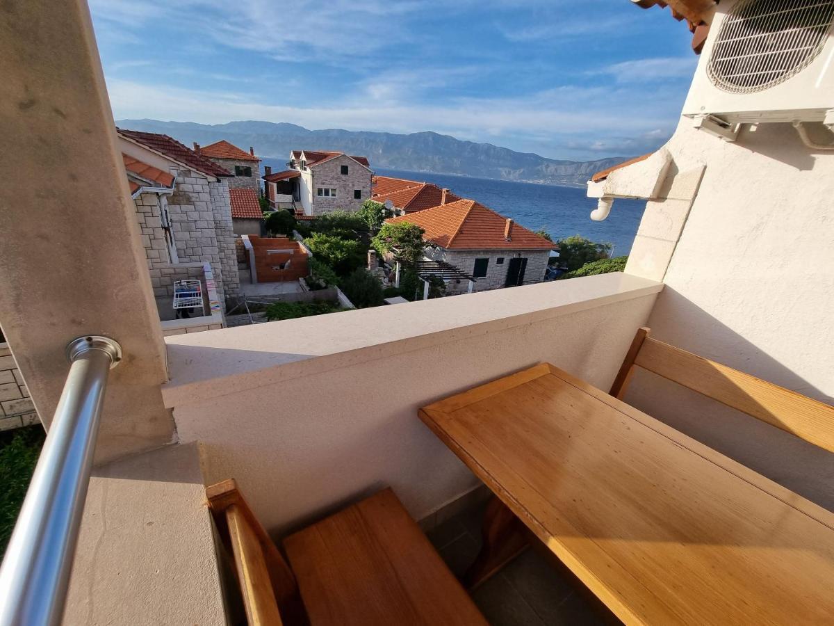 Apartments Banic Postira Zewnętrze zdjęcie