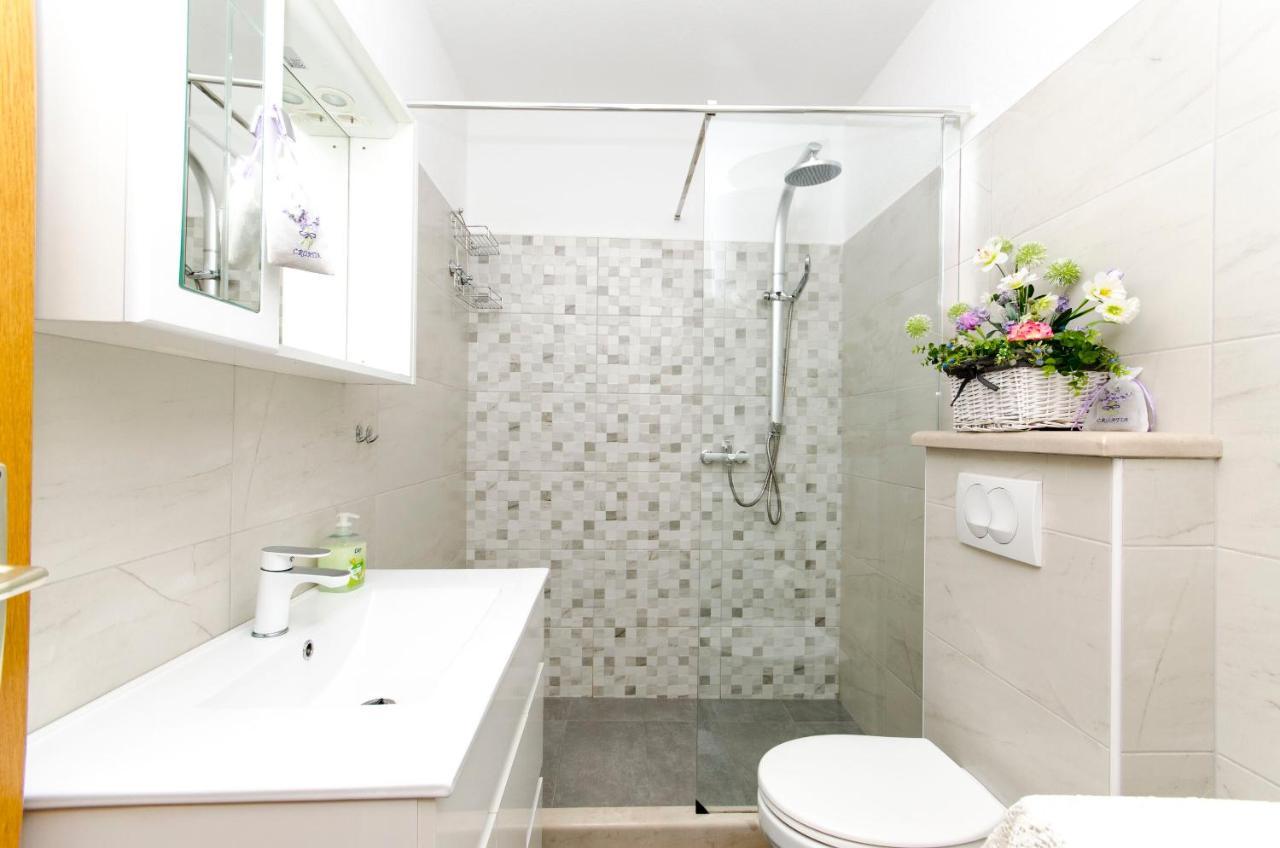 Apartments Banic Postira Zewnętrze zdjęcie
