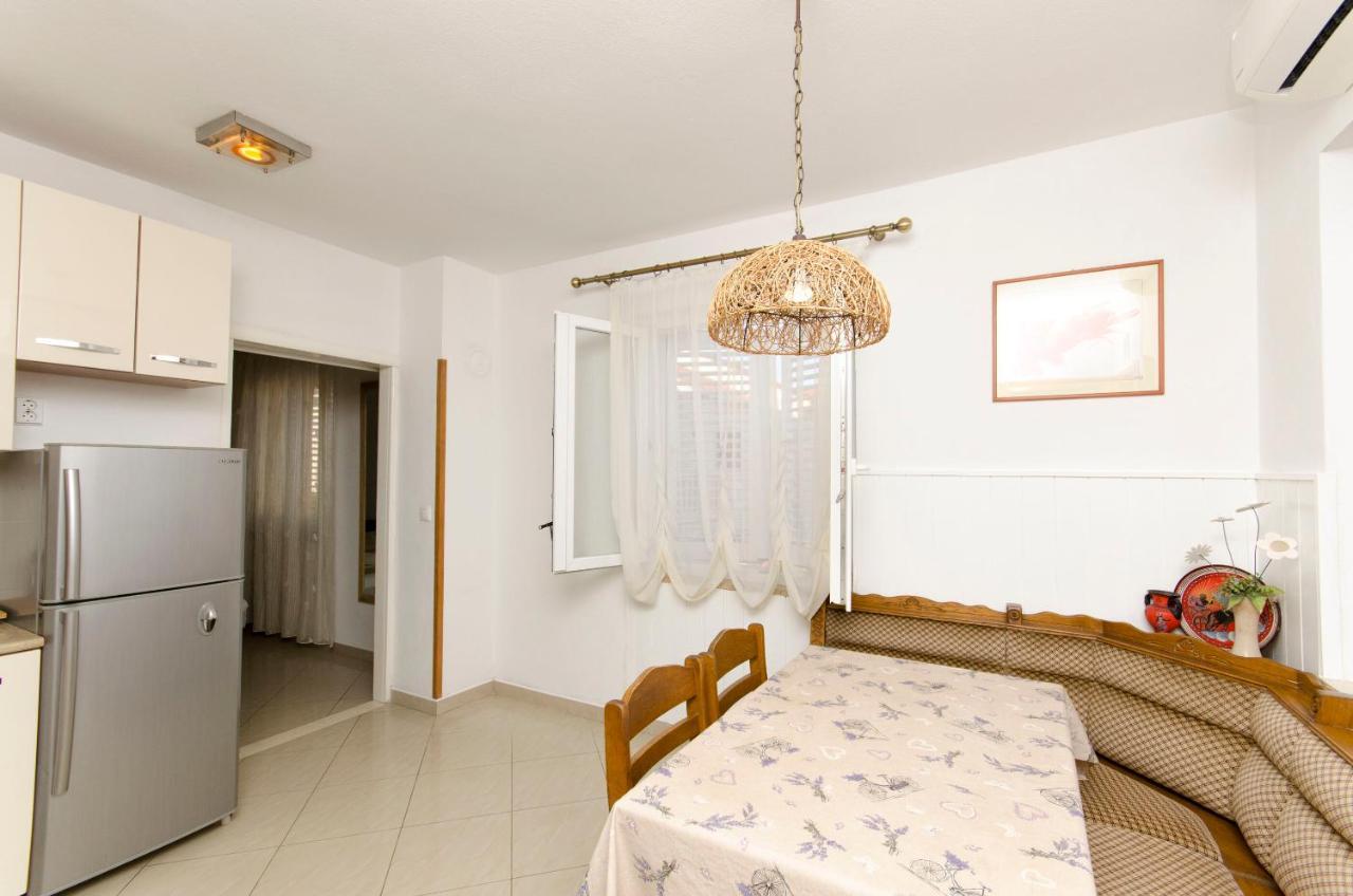Apartments Banic Postira Zewnętrze zdjęcie